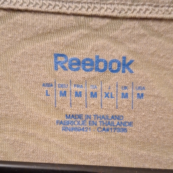 Reebok Women's Olive Green T-Shirt - Picture 2 of 4